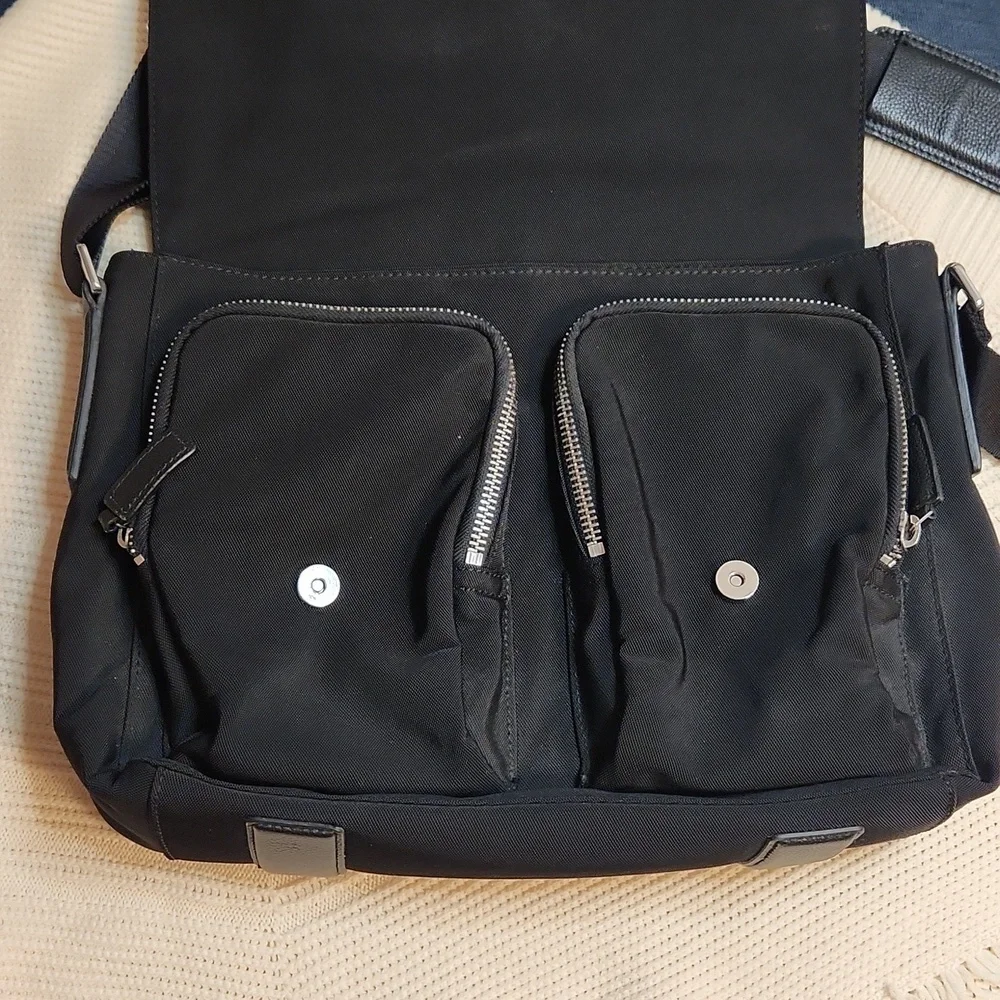 Banana Republic black canvas messenger laptop bag